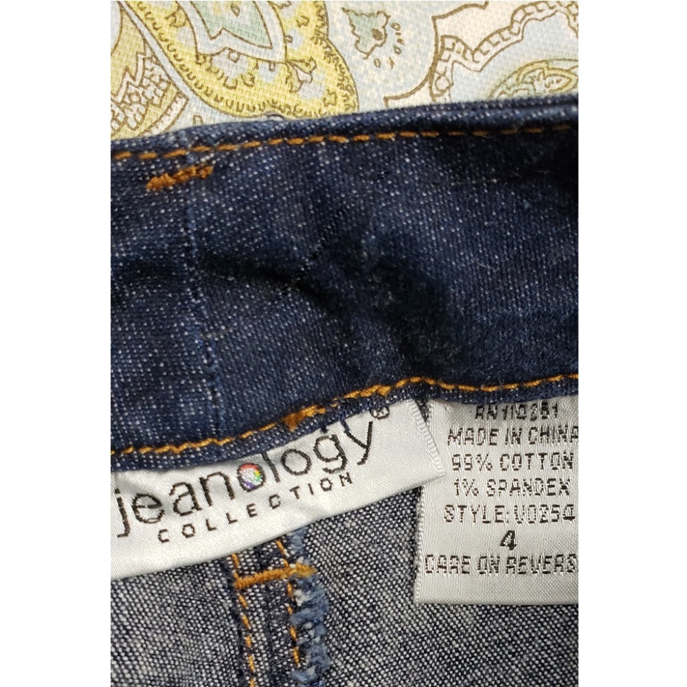 Jeanology Collection Jean Skirt Size 4 - Picture 3 of 3